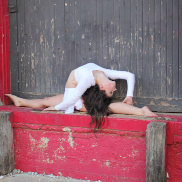 Meet your Posher, Princess courtney - Picture 1 of 1